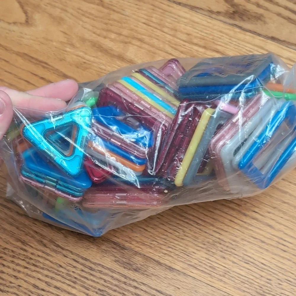 Magnetic Building Tiles Squares Triangles Translucent Plastic Toy Set Bag